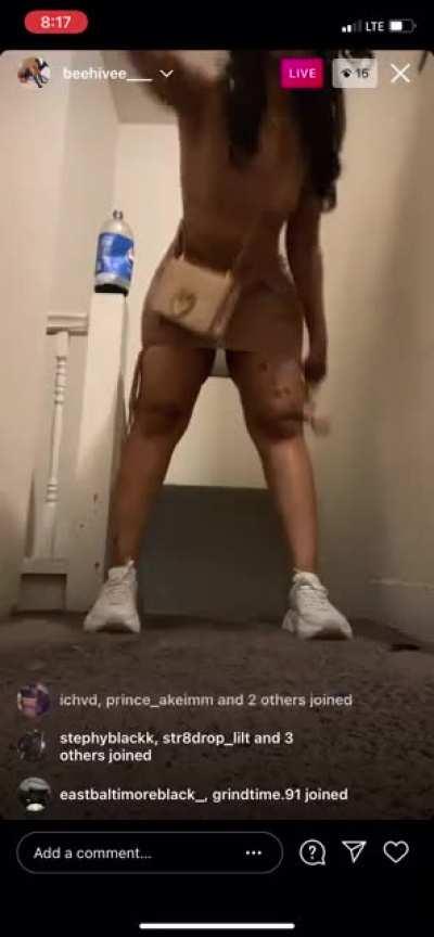 She might be thicker than her sis what y’all think 🤔 🥩🥩