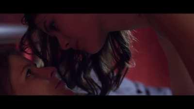 Marleen Mathews (Merel/Wendy) & Fransie Groenendijk (Liek) lesbian kiss in Counterparts (2013)