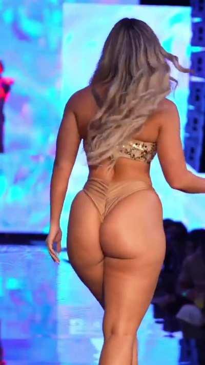 Marissa Dubois - Berry Beachy Miami Swim Week 24