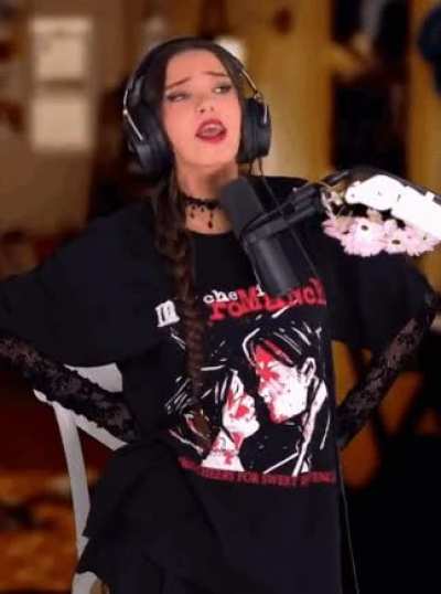 Lydia Violet Dancing and Singing along