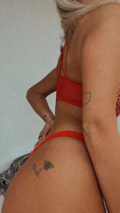 Would you jerk off to my nudes if I send you some?