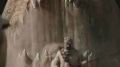 Very slick aspect ratio change in Chapter 9