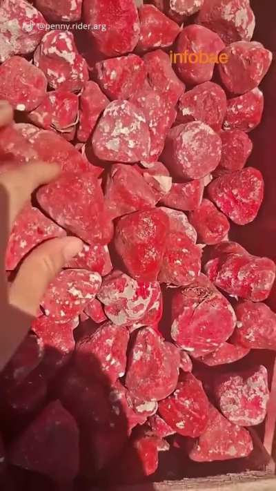 Mirá esas frutillas papá