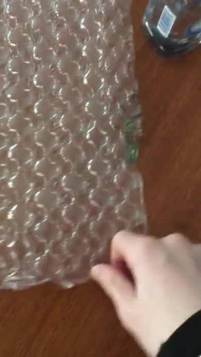 This non pop bubble wrap