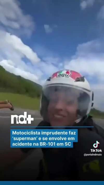 Guy decides to become Superman in the middle of traffic