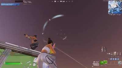 I really like it when two guns have the same design so you cant tell the difference until you are in the middle of a fight