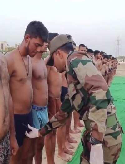 Destiny looking for the biggest dick for his wife