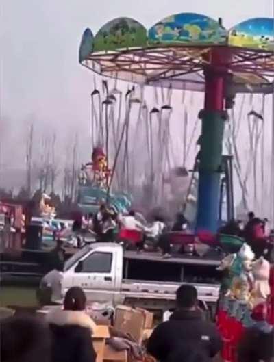 WCGW setting up a ride too close to a truck
