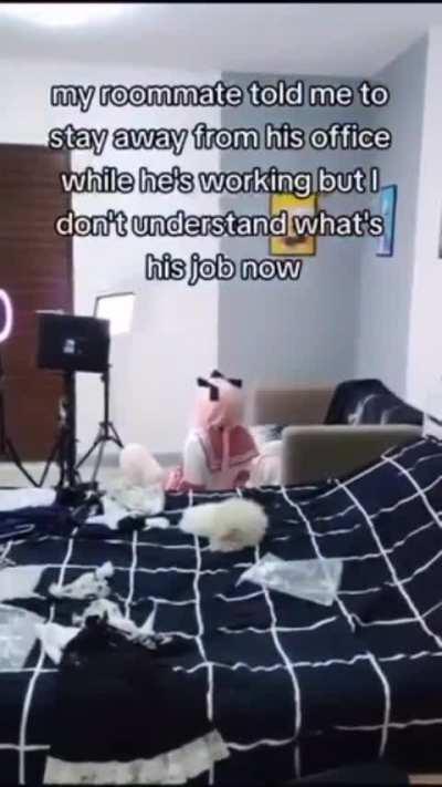 Me dijo que era clipero del perro, pero no entiendo su trabajo