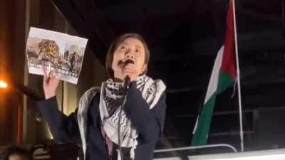 At a protest for Palestine in Tokyo Japanese House Representative Mari Kushibuchi spoke out: “We feel suffocated at a time when we cannot stop genocide, but we must not give up. Let’s act!”