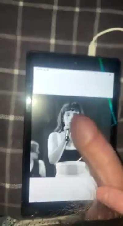 Lauren Mayberry Cum Tribute 🍆💦💦💦