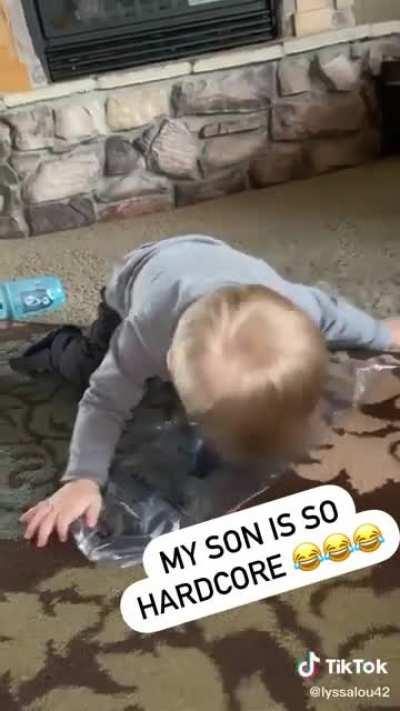 Hardcore bubble wrap popping