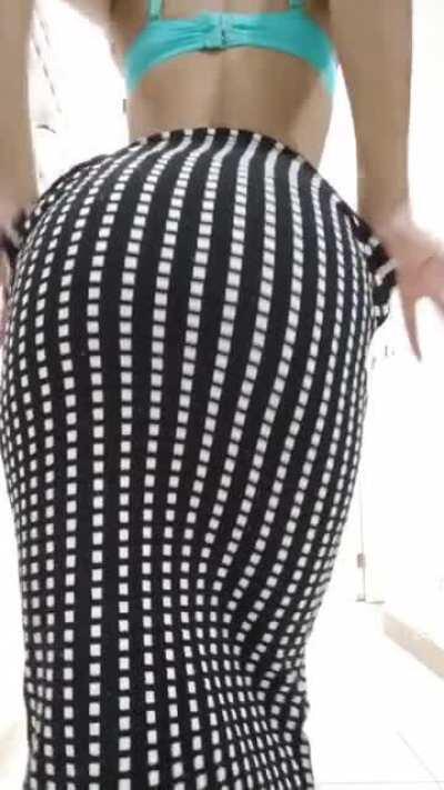 [F] [31] Anyone in need of therapy?