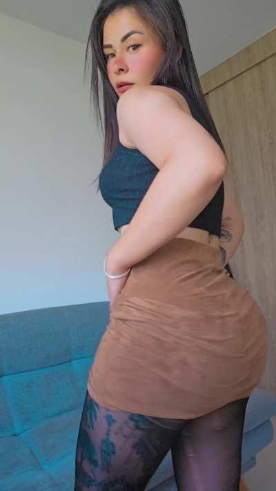 When’s the last time you creampied a busty latina teacher? If you say never, we shoul change that!