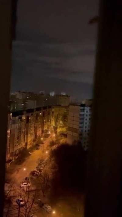 Heavy Fighting Near Kiev City Center Tonight