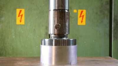 amentium vs hydraulic pound machine