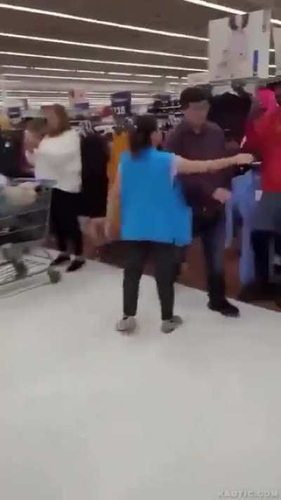 Woman gets handled at Walmart