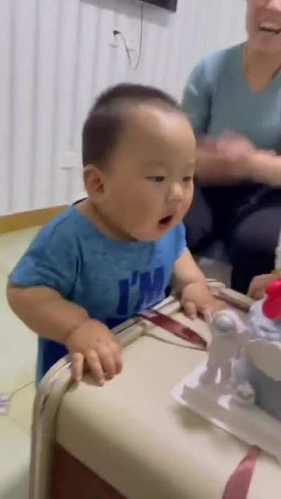 Happines is contagious