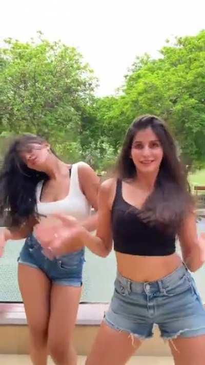 Ayushi & Sakshi Malik (New)