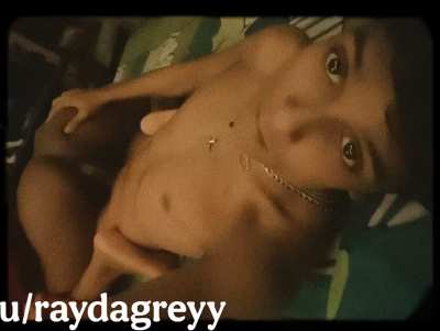 My cat wants to be recorded too 😂