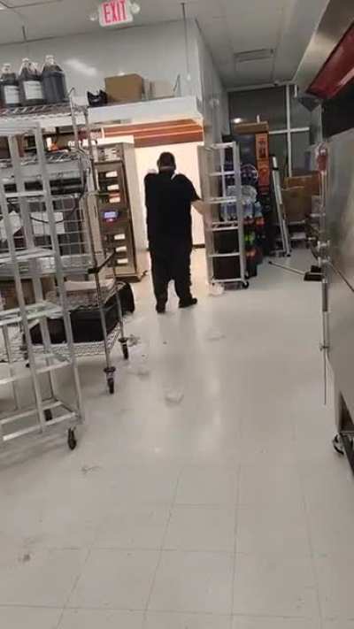 Little Caesar's Manager Puts Teen Employee in Headlock