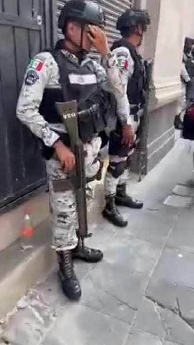 Atrás de catedral, listos para que?