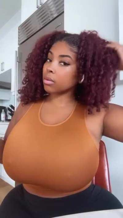 Shadée (@therealcateyes)