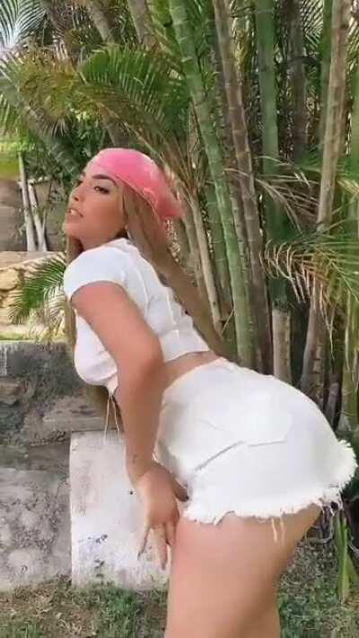 KimberlyLoaiza - Video #4925