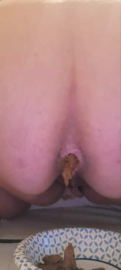 POV: You are my bowl 💩