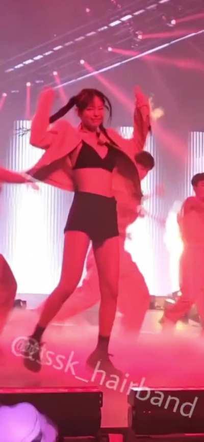 Cute,lovely,gorgeous,hot and sexy at the same time ☺️🥰😍🥵😋