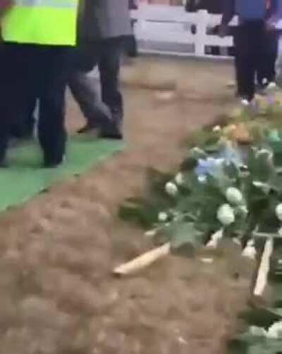 WCGW not securing the cuffin