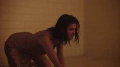 Selena Is So Seductive