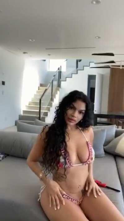 I didn’t know they had a Sffoxx sub, well here y’all go