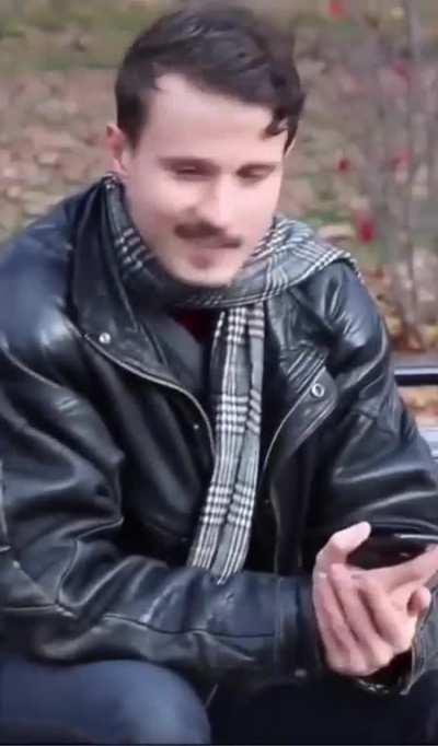 Dude on bench just lost it! 🤯