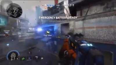 New players: try to learn the complex movement of titanfall 2. The enemy team: