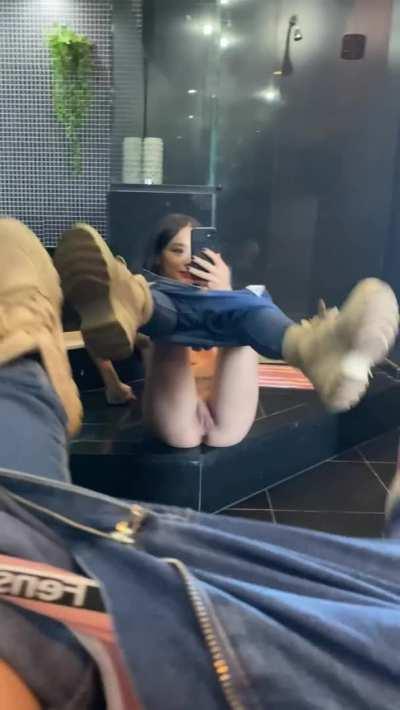 My 19 year old body is so playful today :)