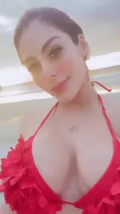 Las mejoras tetas (.)(.)