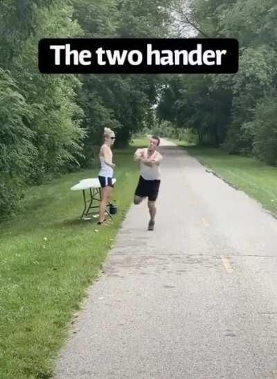 Дед мочит. Натурально.