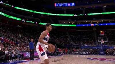 [Highlight] Poole puts Cade on skates but Ausar rises up for the block