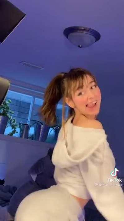 awholelottazozo - Video #3135