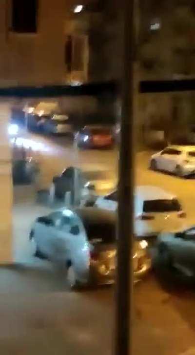 WARNING GRAPHIC - - Footage on the shooting which killed at least 5 people in Tel Aviv! - - #Israel