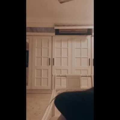 P00nam_Pandey_Removing_her_Dress_in_Live (video link in comment)