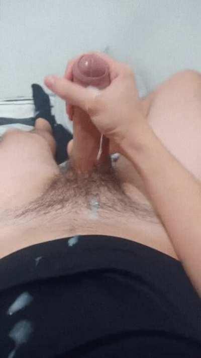 Would you belive that i cummed for almost a hole minute? 🥵 Go check with your own eyes