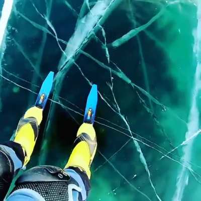 🔥The sounds of cracking ice over the shallows of Lake Baikal [depth: 5,387 feet (1,642 meters)]