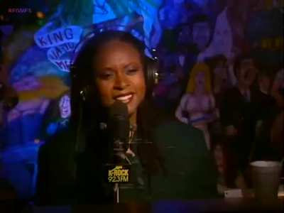 Jenna Jameson Flashes Howard Stern: rate her titties