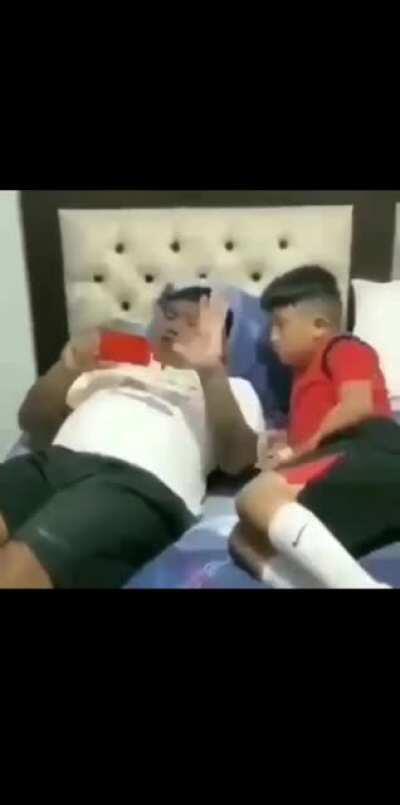 El cristian apenas le hagan una oferta de free fire