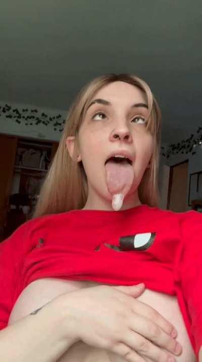 no need on using lubricant when you have my spit [oc]