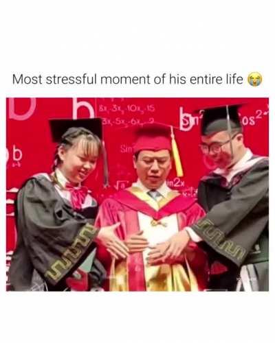 To handshape as a thruple