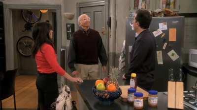 Larry imitates George; fails miserably