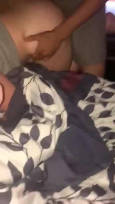 When the parent are out 😮